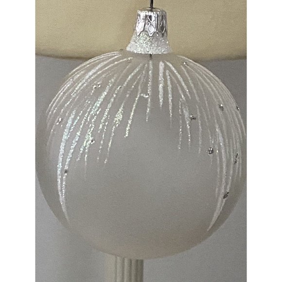 Vintage Blown Frosted Glass Christmas Tree Ball Ornament Marked Columbia on Top - Picture 11 of 16